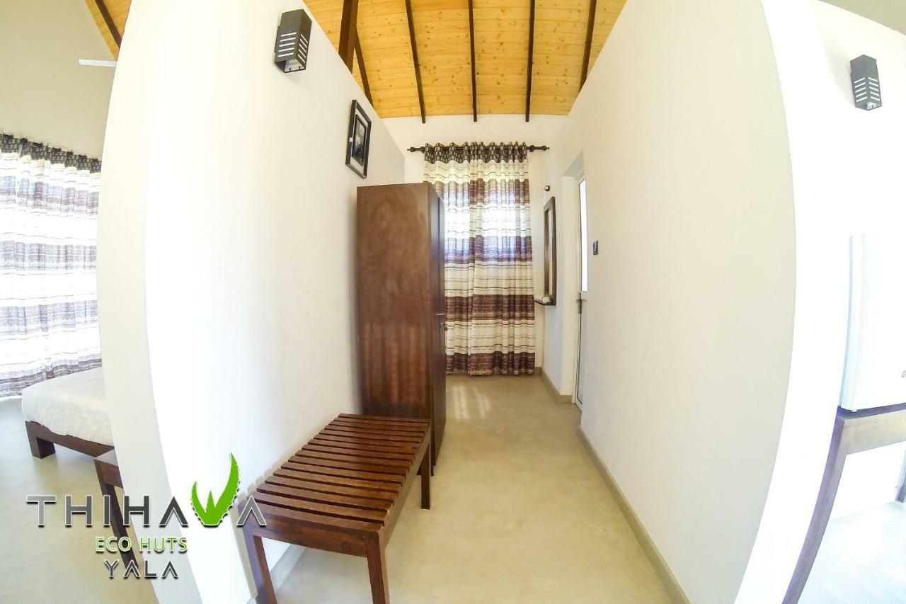 Thihawa Eco Huts Yala Bed and Breakfast Tissamaharama Exteriör bild
